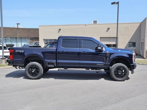 Used 2025 Ford F250 Lariat w/ Black Appearance Package AWD/4WD image 8