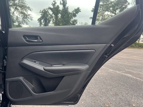 Used 2024 Nissan Altima 2.5 S image 18