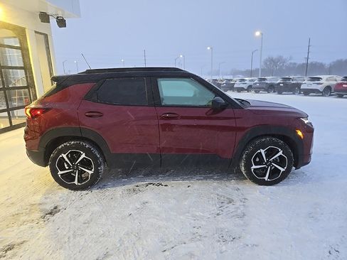 Used 2023 Chevrolet TrailBlazer RS w/ Sun and Liftgate Package image 6