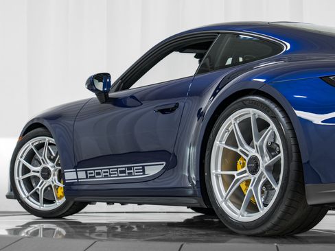Used 2026 Porsche 911 GT3 image 39