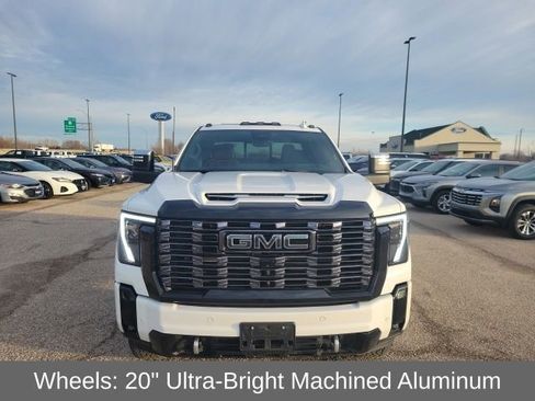 Used 2025 GMC Sierra 2500 Denali Ultimate image 23