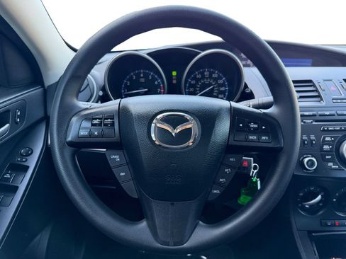 Used 2013 MAZDA MAZDA3 i Sport FWD image 13