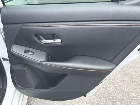 Used 2021 Nissan Sentra SR FWD image 15