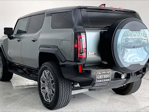 Used 2024 GMC Hummer EV 3X AWD/4WD image 14