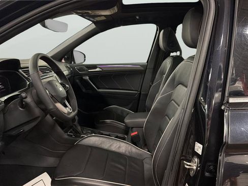 Used 2022 Volkswagen Tiguan SEL R-Line image 23