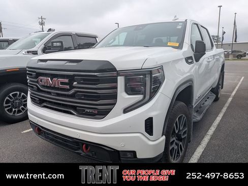 Used 2025 GMC Sierra 1500 AT4 w/ Technology Package AWD/4WD image 1