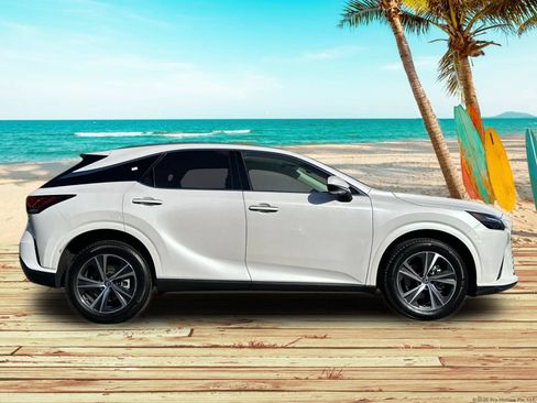 Used 2023 Lexus RX 350 Premium w/ Accessory Package (Z1) FWD image 7