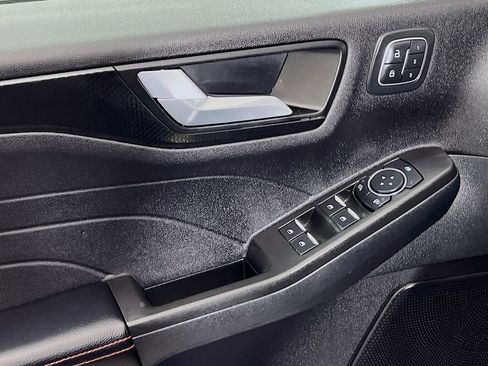 Used 2022 Ford Escape SEL w/ SEL Stealth AWD Package image 24