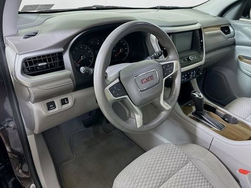 Used 2017 GMC Acadia SLE FWD image 11