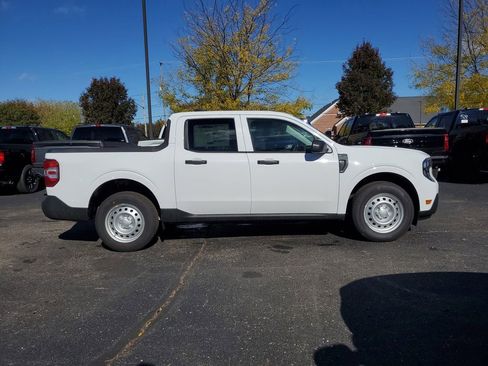 New 2025 Ford Maverick XL image 29