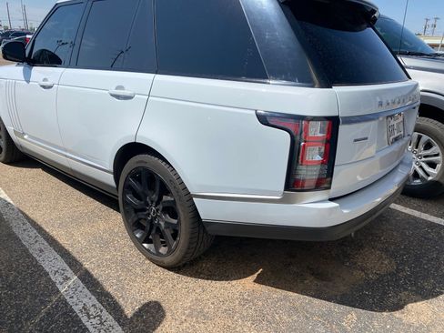 Used 2017 Land Rover Range Rover Supercharged AWD/4WD image 16