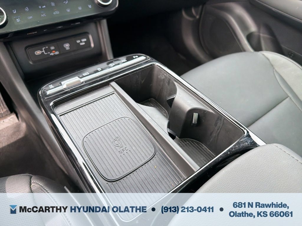Used 2025 Hyundai Tucson Limited AWD/4WD image 36