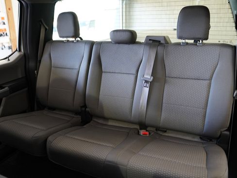 Used 2016 Ford F150 XLT w/ Equipment Group 301A Mid image 32