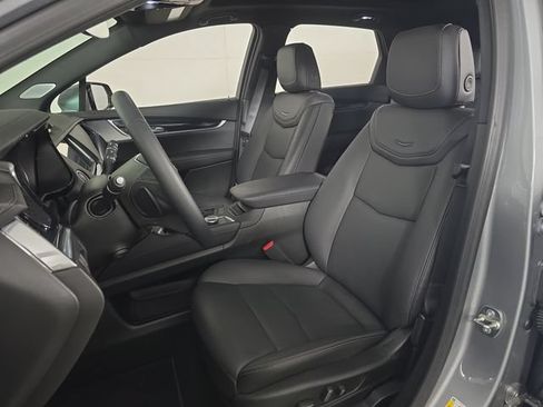 Used 2025 Cadillac XT5 Premium Luxury AWD/4WD image 16
