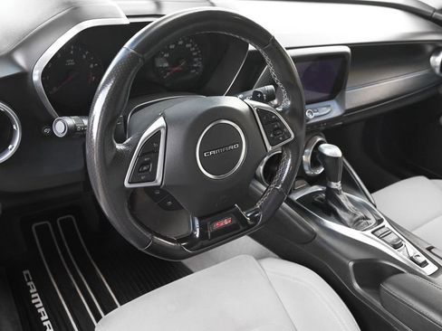 Used 2019 Chevrolet Camaro SS image 11
