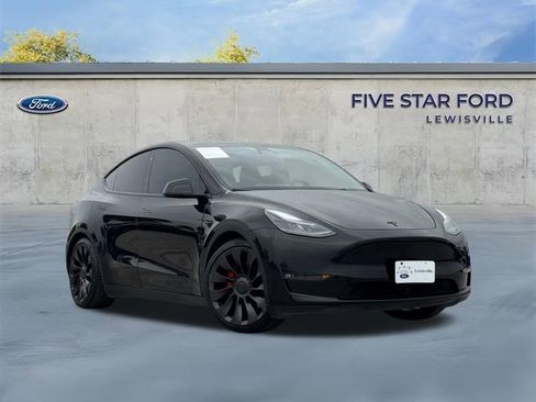 Used 2022 Tesla Model Y Performance image 2