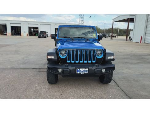 Used 2021 Jeep Wrangler Unlimited Sport image 3