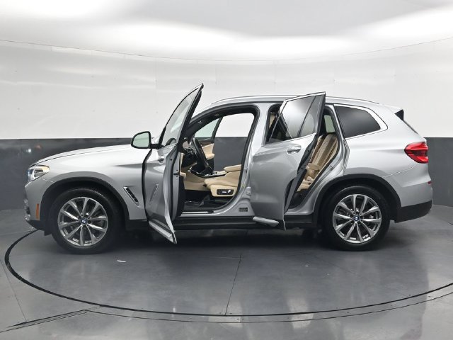 Used 2019 BMW X3 sDrive30i w/ Premium Package RWD image 40