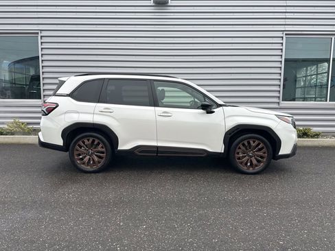 Used 2025 Subaru Forester Sport w/ Popular Package #2 image 2