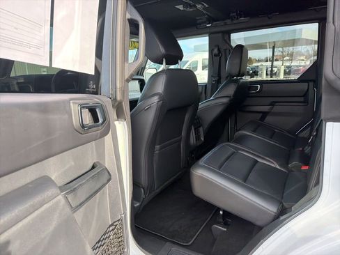 Used 2025 Ford Bronco Outer Banks image 12