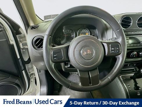 Used 2016 Jeep Patriot High Altitude image 12