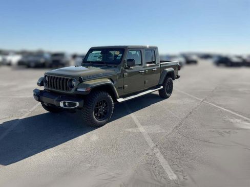 New 2026 Jeep Gladiator Sport image 4