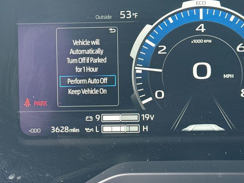 Used 2025 Toyota Sequoia Platinum image 9