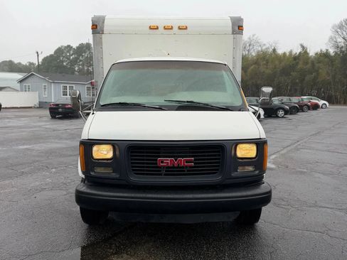 Used 2000 GMC Savana 3500 RWD image 4