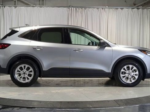 Used 2023 Ford Escape Active AWD/4WD image 11