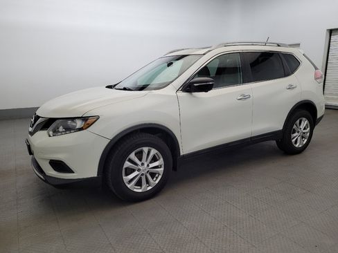 Used 2015 Nissan Rogue SV w/ SV Premium Package AWD/4WD image 2