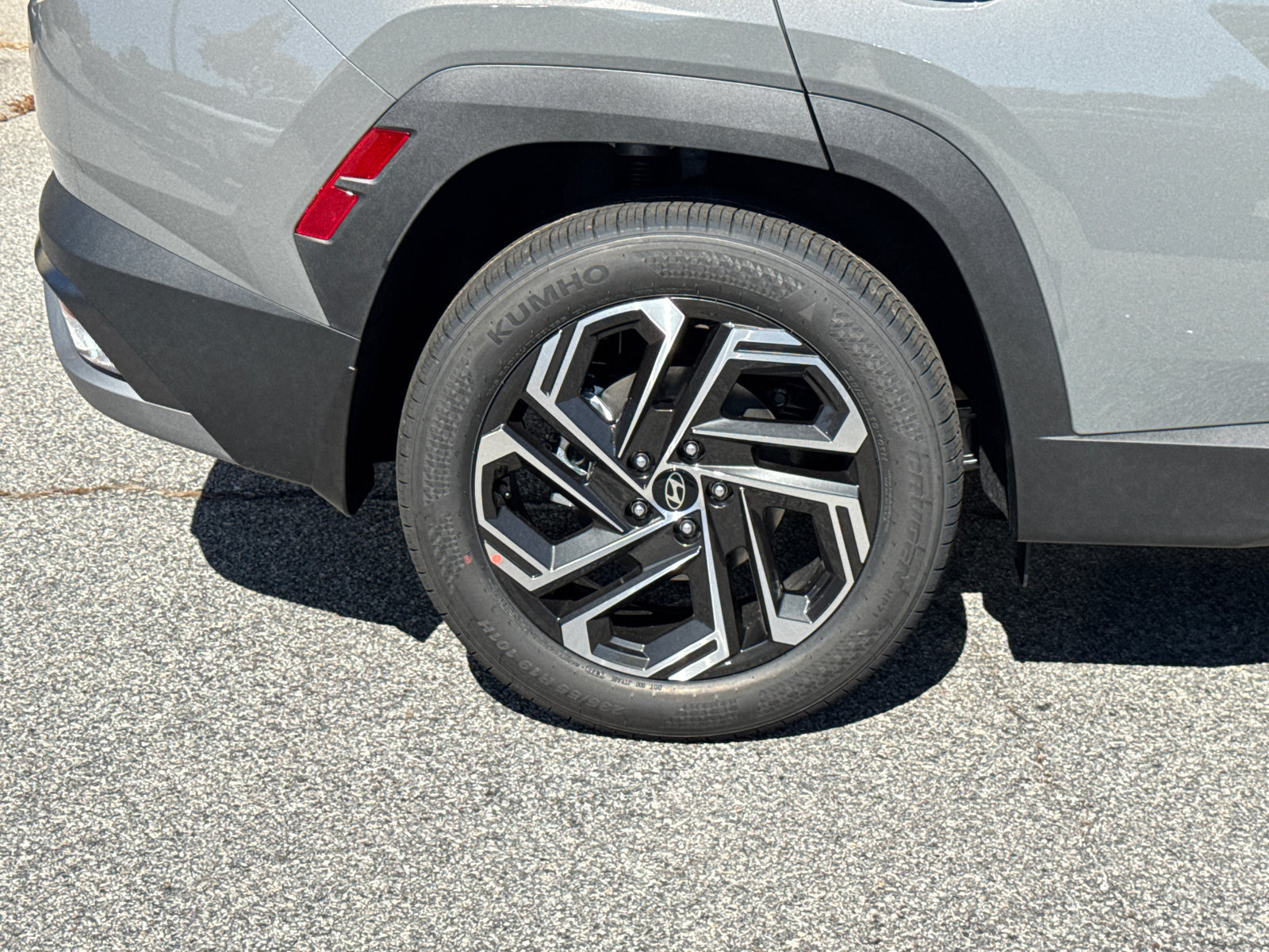 New 2026 Hyundai Tucson SEL Plus FWD image 18