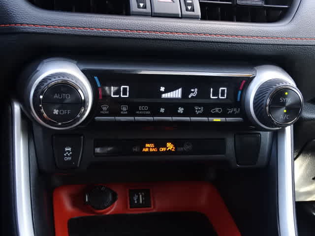Used 2024 Toyota RAV4 Adventure AWD/4WD image 31