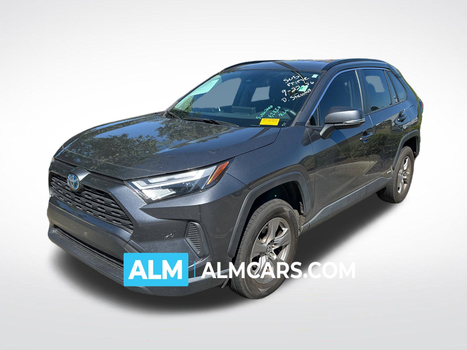 Used 2023 Toyota RAV4 LE AWD/4WD image 1