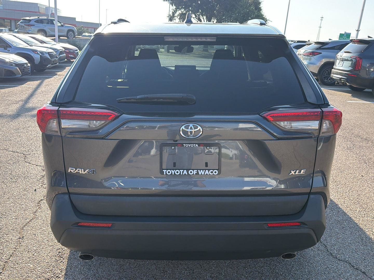 Certified 2022 Toyota RAV4 XLE FWD image 4