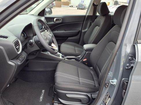 New 2026 Hyundai Venue SEL image 11