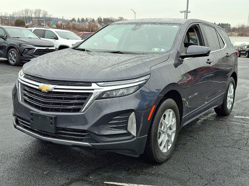 Used 2022 Chevrolet Equinox LT image 3
