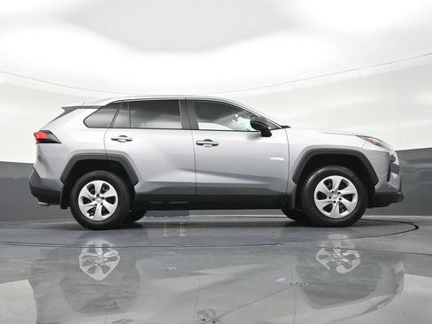 Used 2025 Toyota RAV4 LE FWD image 31