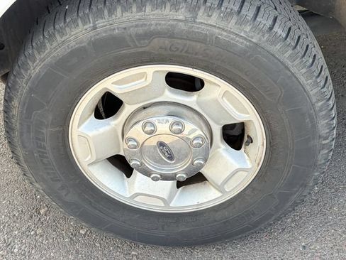 Used 2012 Ford F350 XLT w/ XLT Interior Pkg RWD image 4