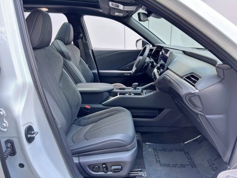 Used 2026 Lexus TX 500h AWD w/ Technology Package image 16