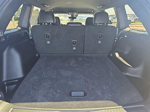 New 2025 Jeep Grand Cherokee Limited w/ Black Appearance Package image 15