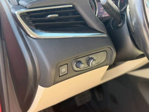 Used 2020 Buick Enclave Essence w/ Sound and Sites Package FWD image 32