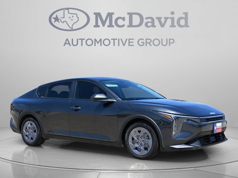 Used 2025 Kia K4 FWD image 8