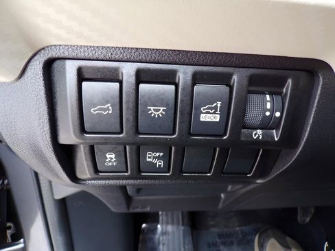 Used 2022 Subaru Ascent Premium w/ Convenience Package image 20