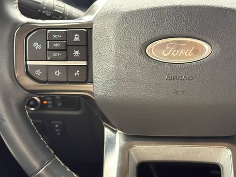 Used 2024 Ford Expedition Max Platinum AWD/4WD image 16