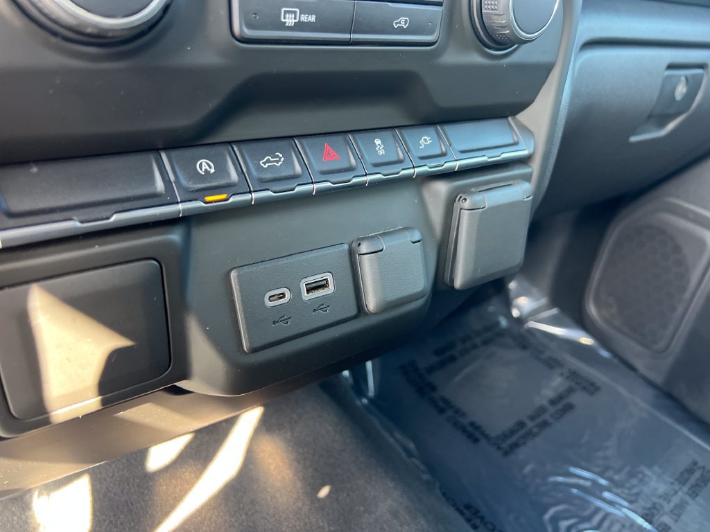 Used 2021 Chevrolet Silverado 1500 Custom AWD/4WD image 20