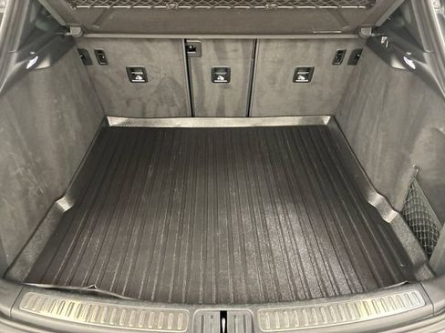 Used 2019 Porsche Macan AWD/4WD image 17