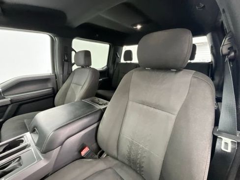 Used 2019 Ford F150 XLT w/ Equipment Group 302A Luxury AWD/4WD image 6