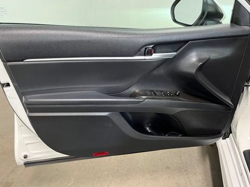 Used 2023 Toyota Camry SE FWD image 20