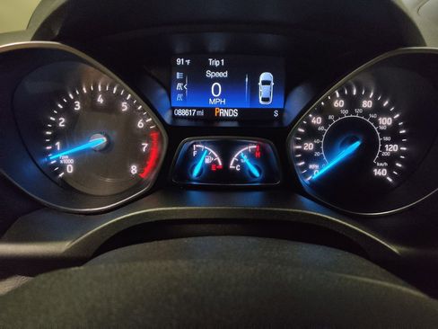 Used 2018 Ford Escape S FWD image 23