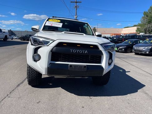 Used 2018 Toyota 4Runner TRD Pro AWD/4WD image 5